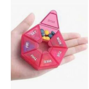 NWT Colorful Weekly Pill Organizer for Kids